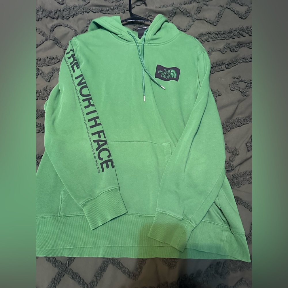 XL north face hoodie